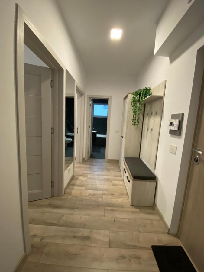 Rose Luxury Apartment Oradea - Felix Eksteriør bilde