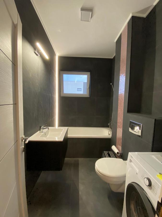Rose Luxury Apartment Oradea - Felix Eksteriør bilde